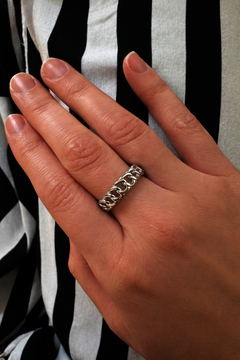 Stříbrný prsten vzor řetízek